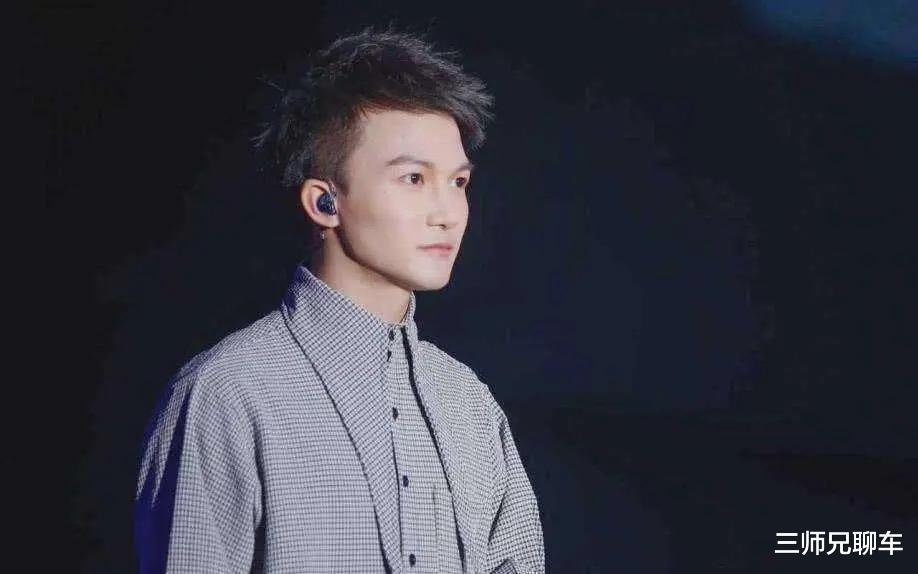 连衣裙 这9位瘦成“纸片人”的男星,各有各的辛酸