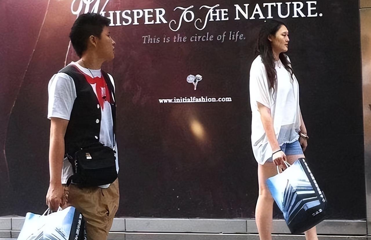 王一梅|34岁王一梅晒近照！退役后瘦身明显，如今颜值大变样，美到认不出