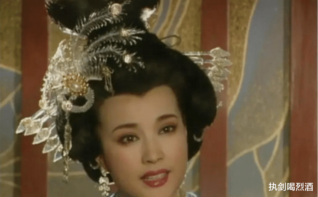 周迅|明明人老珠黄，却偏要演少女，这些女星到底哪来的勇气？