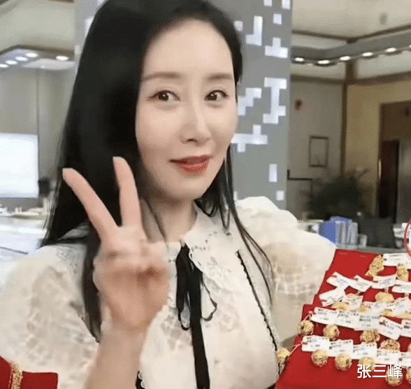 阿朵|明星里的5位“高级网红”，没演技没作品，全靠晒照、红毯赚热度