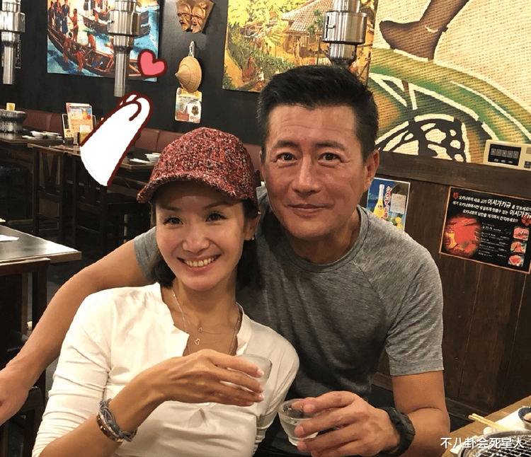 |明明是三口之家，却过出祖孙三代感，这8个明星家庭，父子最大差81岁