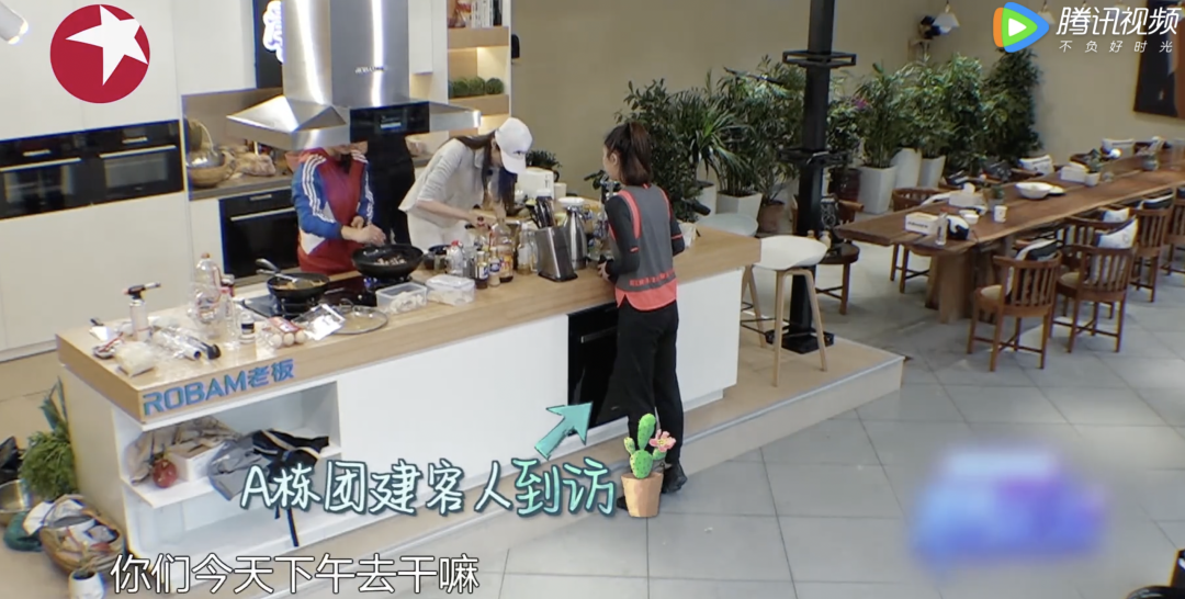 李静|在内娱真横着走了?