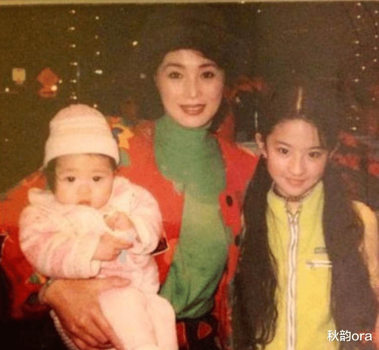 陈金飞|独宠刘亦菲20年,让杨采钰手握一线资源,陈金飞到底有多豪气?