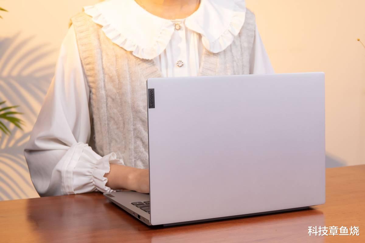 索尼|升级12代酷睿i9的小新Pro14是否值得选？体验一轮给你答案