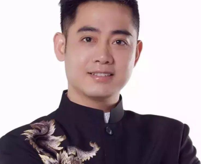 郭德纲|孔云龙: 一张嘴就看到牙卡在嗓子眼！之后他又被炸上了天，差点没救回来！