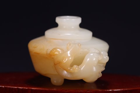 紫砂|旧藏：和田玉雕螭龙茶壶