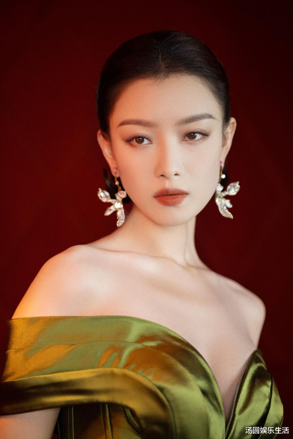 倪妮|关外飒爽第一人，玉门女主叶流西，倪妮、白宇大剧《西出玉门》介绍