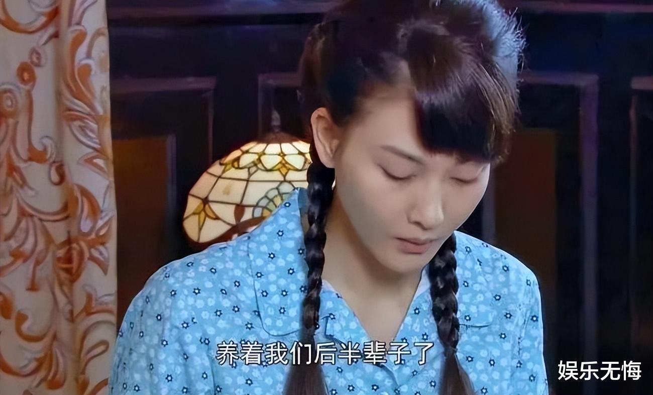 李彩桦|38岁李彩桦近况曝光，和前夫离婚净身出户，现居上海生活依然滋润
