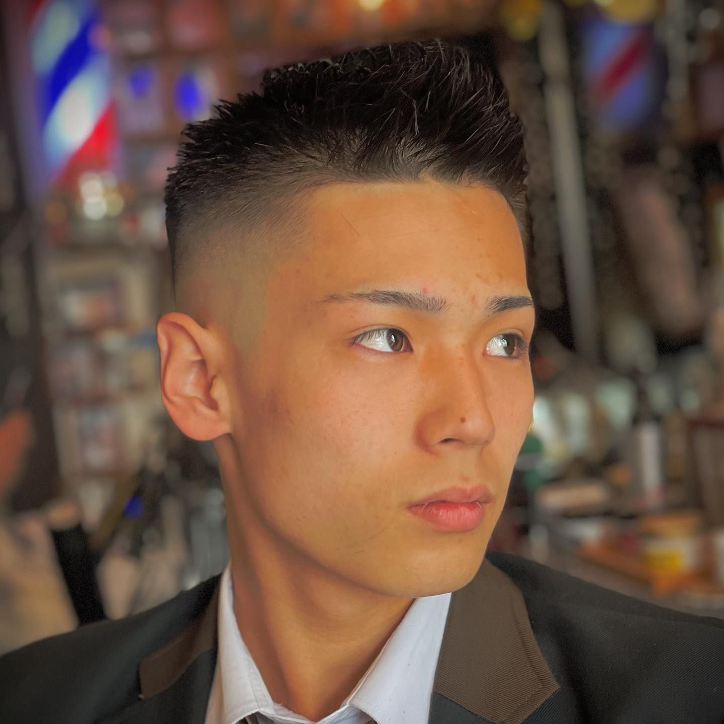 马尾辫 男人想要精神有型,发型剪短烫一烫,简直帅到不敢想象