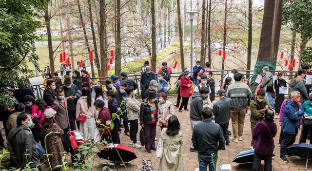 广州市|广州出现“相亲公园”，热闹如招聘会，游客热情高涨