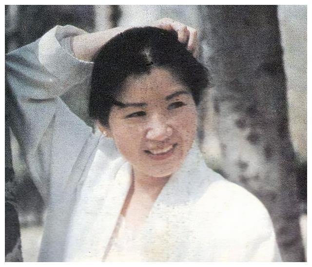 曹翠芬|配角专业户曹翠芬:与演员谭天谦恩爱56年,膝下无子成遗憾