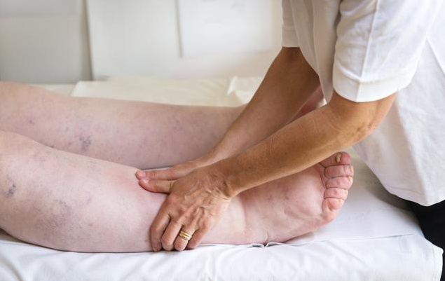 肾病|得了肾病该多喝水还是少喝水?医生说的很清楚