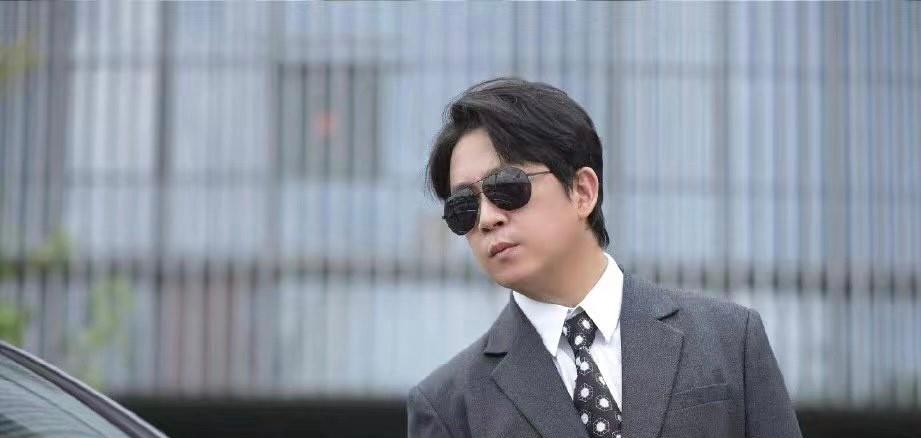 王鸥|《新剧之约》在央视首播！王鸥法令纹明显，董璇状态拉垮