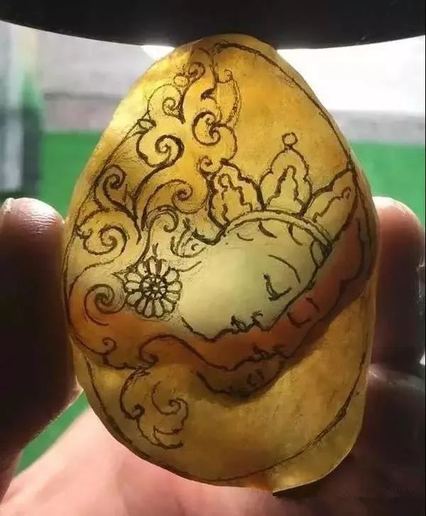 |切垮的小料子,扣出来雕了下居然这么美