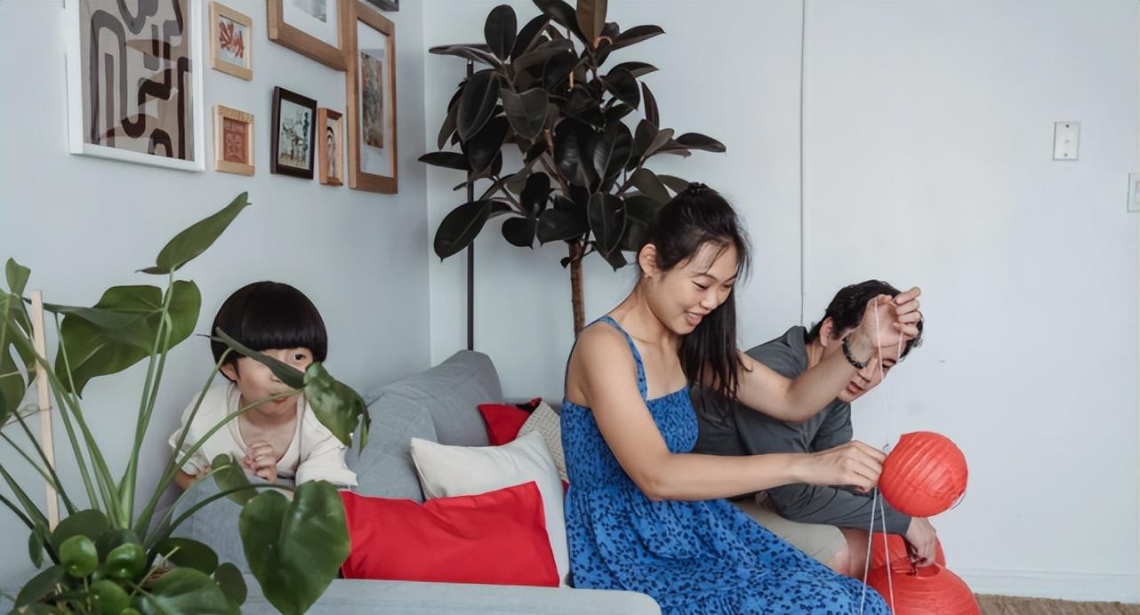 江苏省|我，在江苏的体制内工作10年，透露年薪，揭秘公务员的优势有哪些