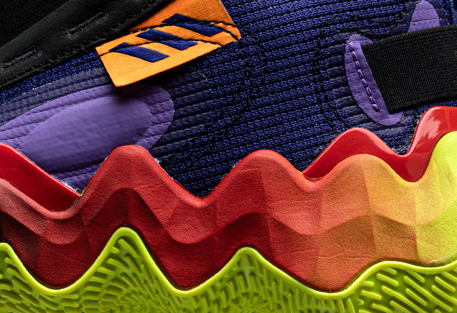 今年长这样的鞋都火了！阿迪这双是我见过「最怪」的！上脚立马被围观！