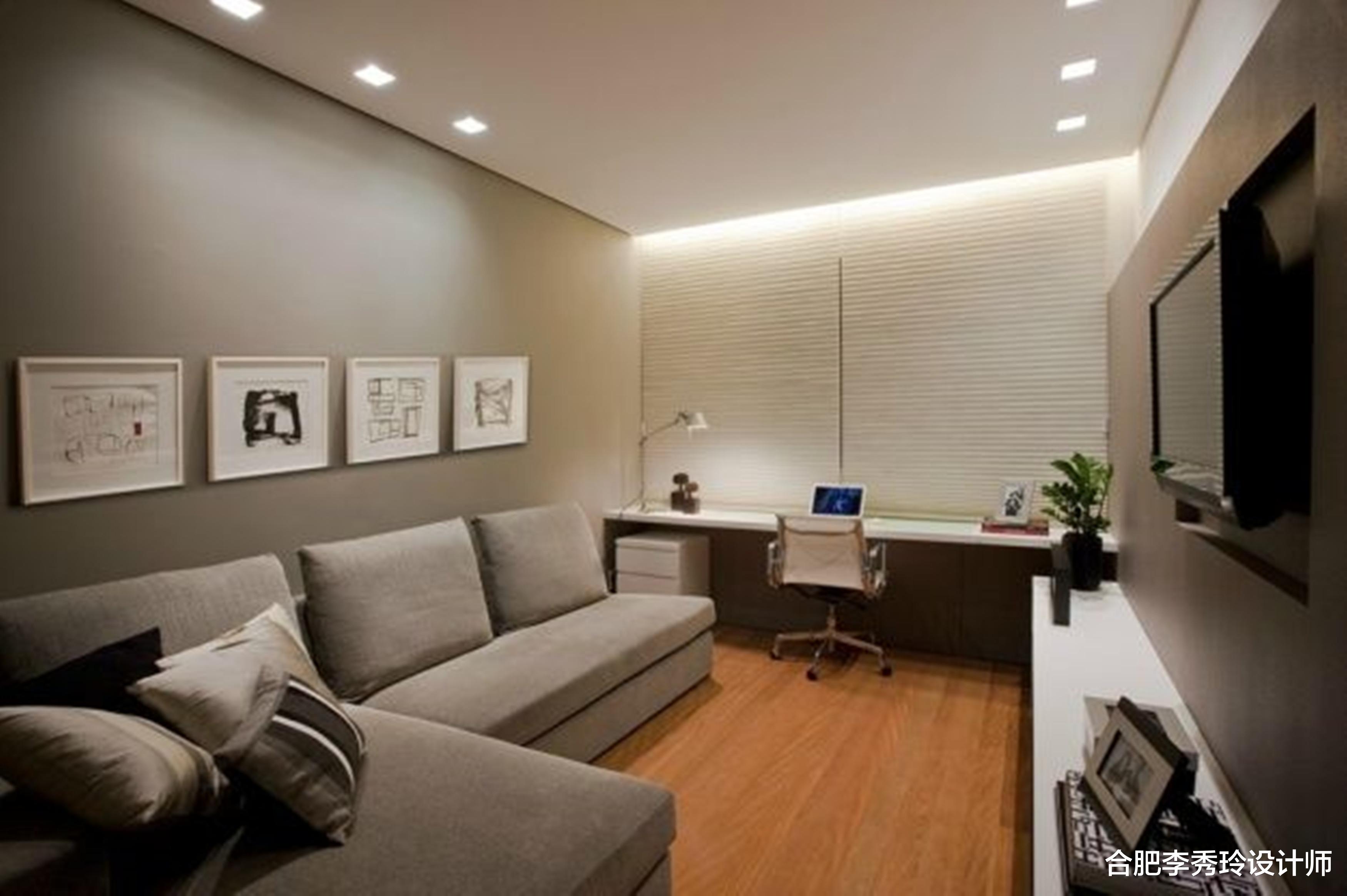 没有独立书房,思来想去,把“安置点”放在客厅靠窗区,完全够用