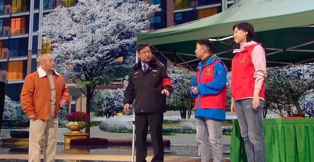 春晚|明星卫视春晚彻底放飞，腾格尔尬舞再现神曲，张艺兴全场乱串