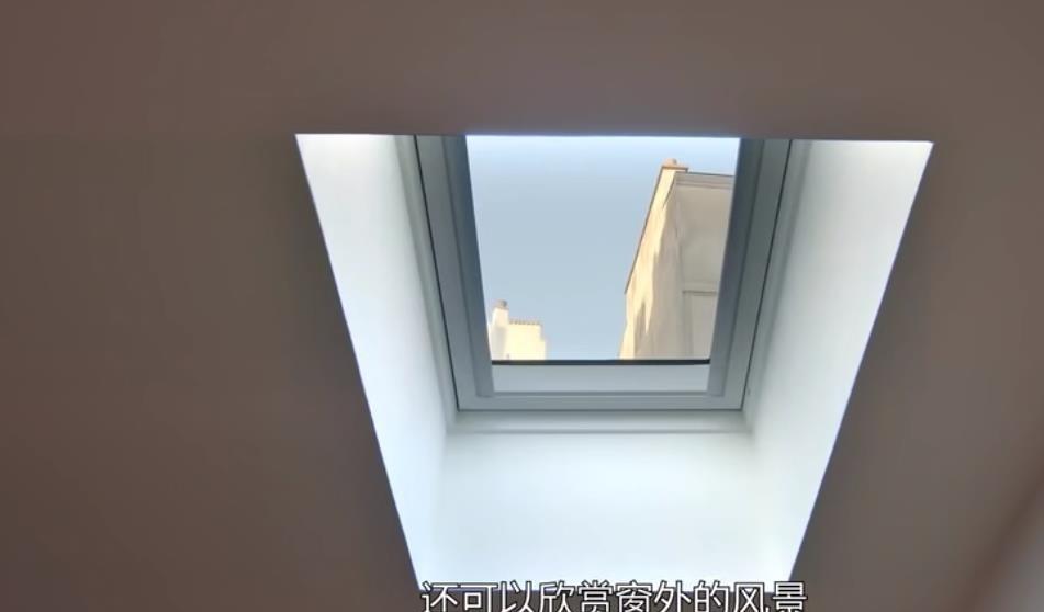 情侣买下24平公寓,改造成超美超温馨的家,邻居看了都羡慕