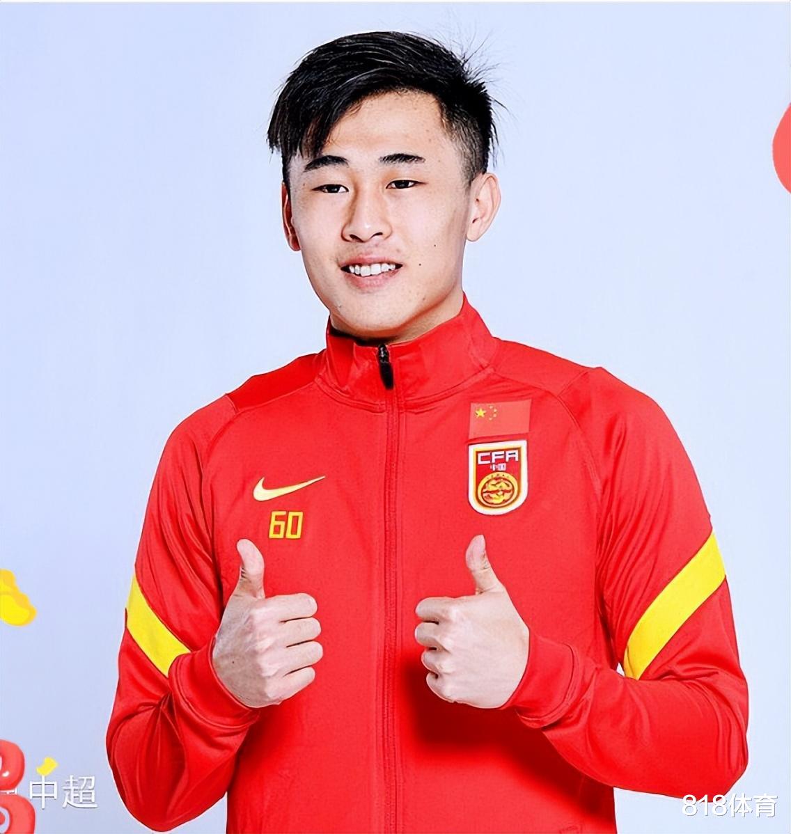 詹姆斯·哈登|李毅批国足: 早像这样踢不可能输越南3个 我们太容易把球权给对手