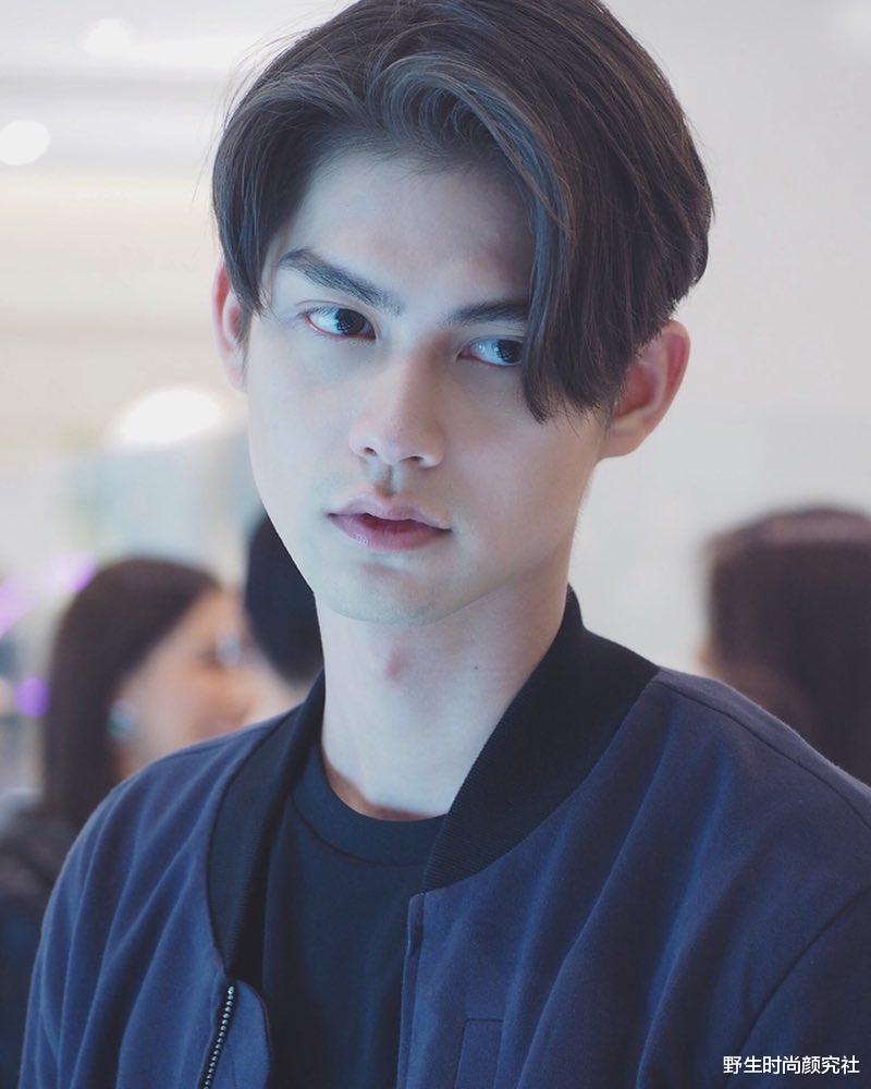 面瘫|Bright这张脸,还是“面瘫”时最好看