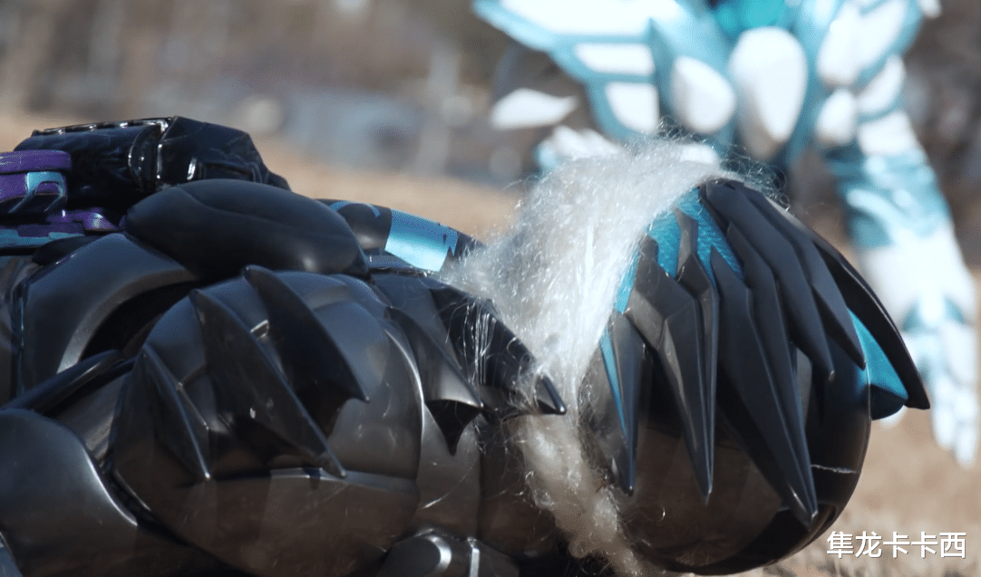 acgn漫评|狩崎初次变身假面骑士demons 蜘蛛侠打斗风格 操控蛛丝的神辅助