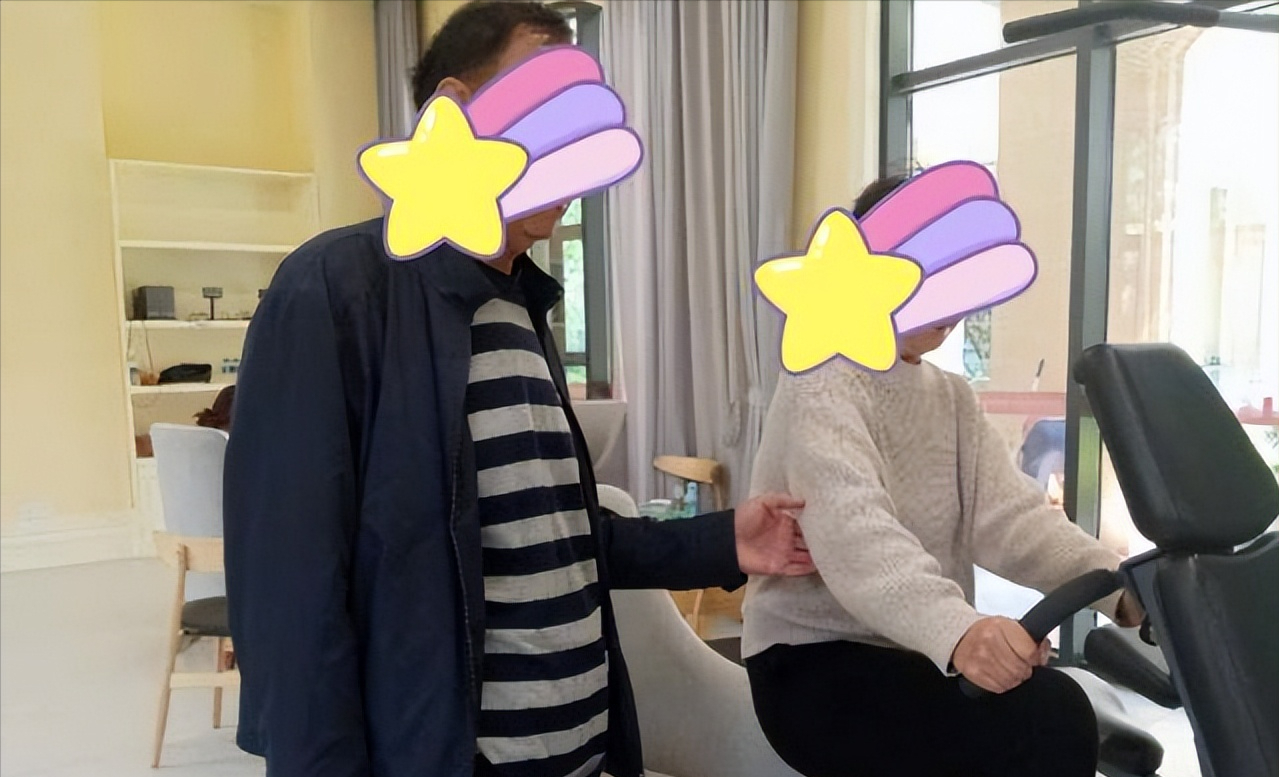 高梓淇|演员高梓淇发文，透露母亲因疫情病逝