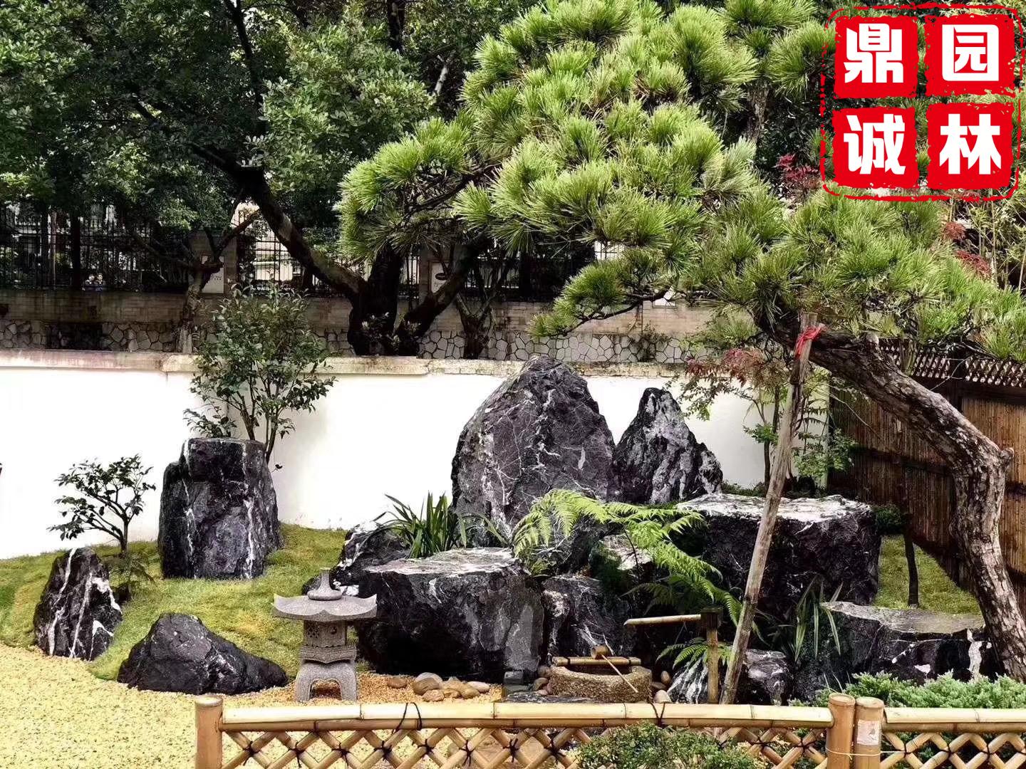 黑山石景观不同所用的石材景观设计都不同!