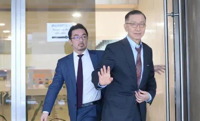 快乐|103岁的杜莉君： 名下资产千亿, 6个儿子都是富豪, 晚年却不快乐