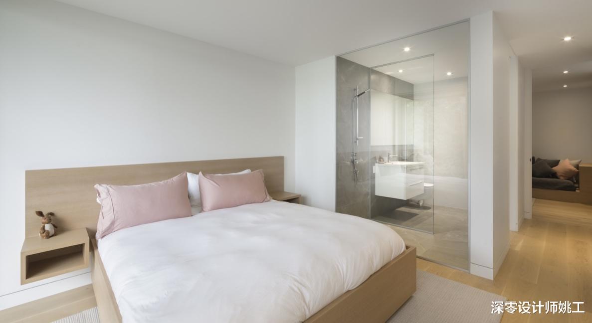 257㎡白色和原木结合，简单配色看着比夏天还清爽！客餐厨打通超宽敞