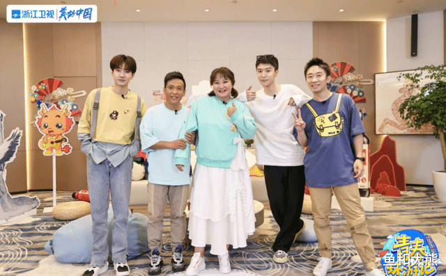 杨迪|杨迪36岁生日,仅4位明星送祝福超落寞,黄明昊没表示遭粉丝催促