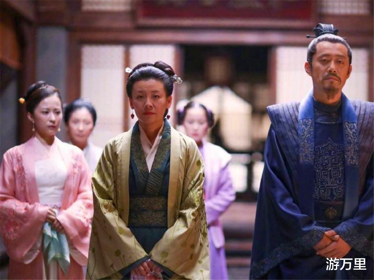 知否知否应是绿肥红瘦|《知否》王若弗低嫁盛家,她的日子有多憋屈你绝对想不到