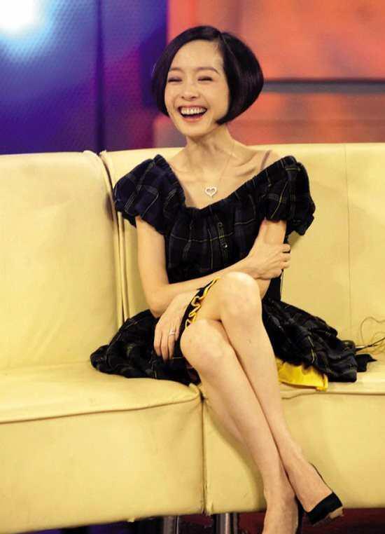 金晨|排骨胸、筷子四肢、纸片人，这些明星瘦的形同“干尸”