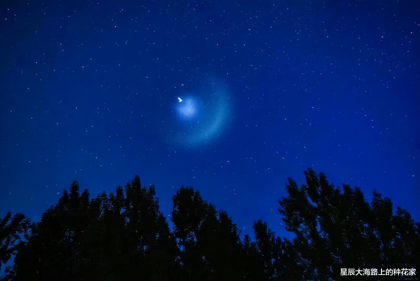 全国多地天空出现不明光斑:目击者称是UFO,到底是什么?