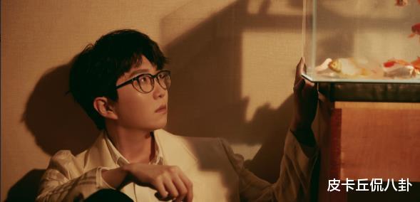 毛不易|毛不易“人歌合一”，李健诗意点评：孤独留给自己，好歌献给我们