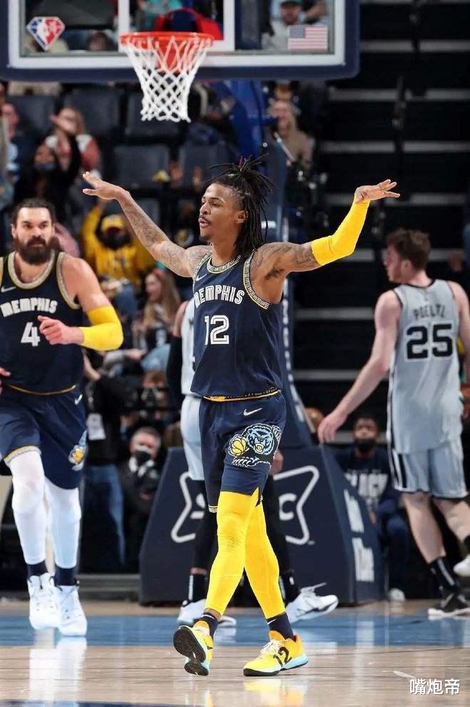 灰熊队|NBA最尴尬超巨！没了他球队超73胜勇士+72胜公牛，队友真不需要他