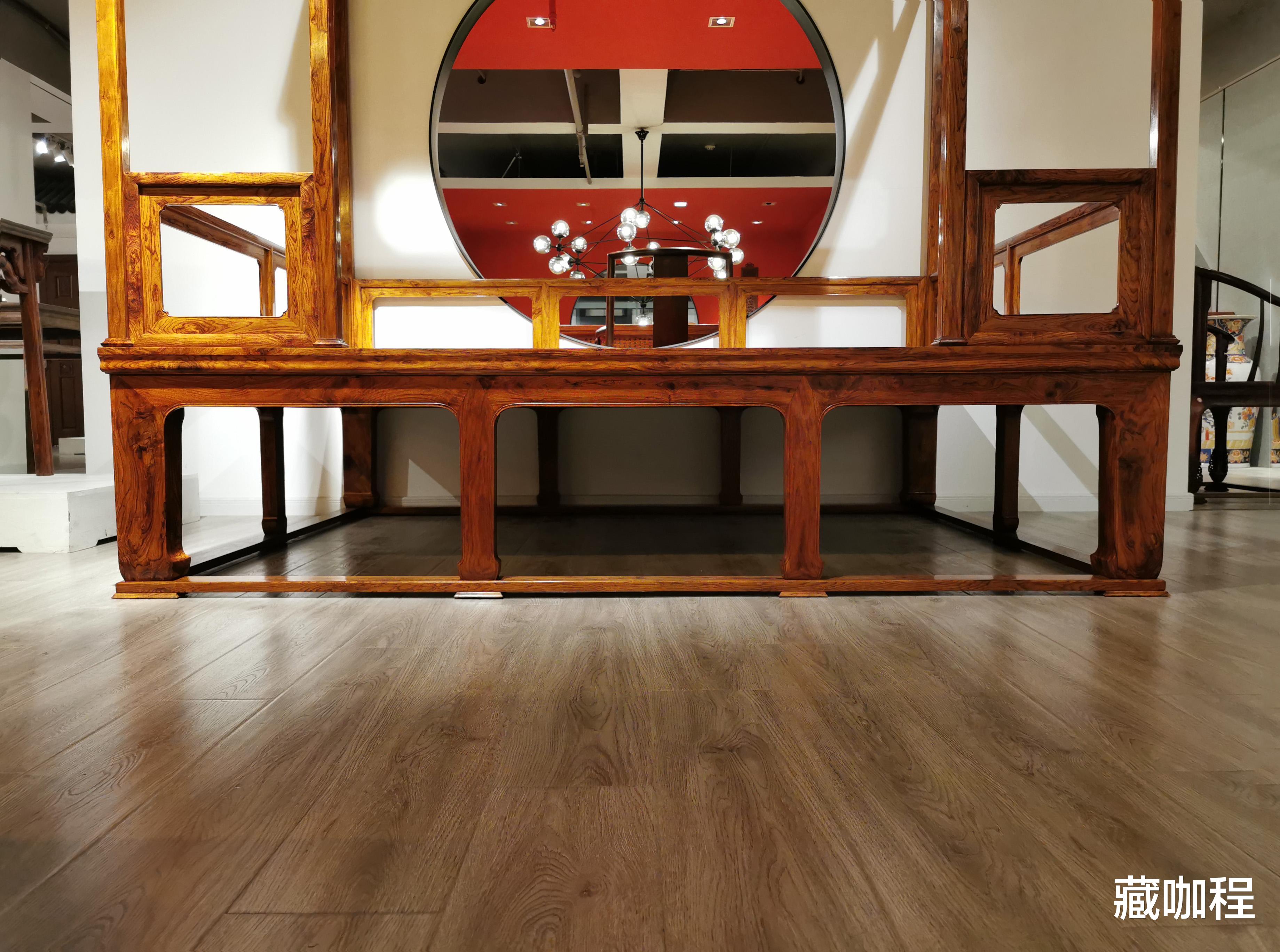 |六柱架子床207万，不及黄花梨老料新做的零头