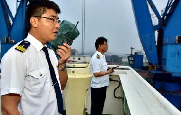 河北一公务员岗位无人报考，本科学历就行，但备注要求不是一般高