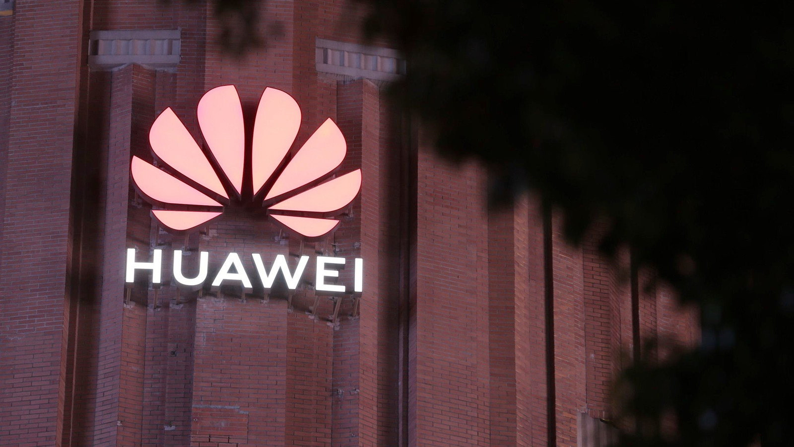 徕卡|被驳回？华为转型路上的“绊脚石”，居然是商标