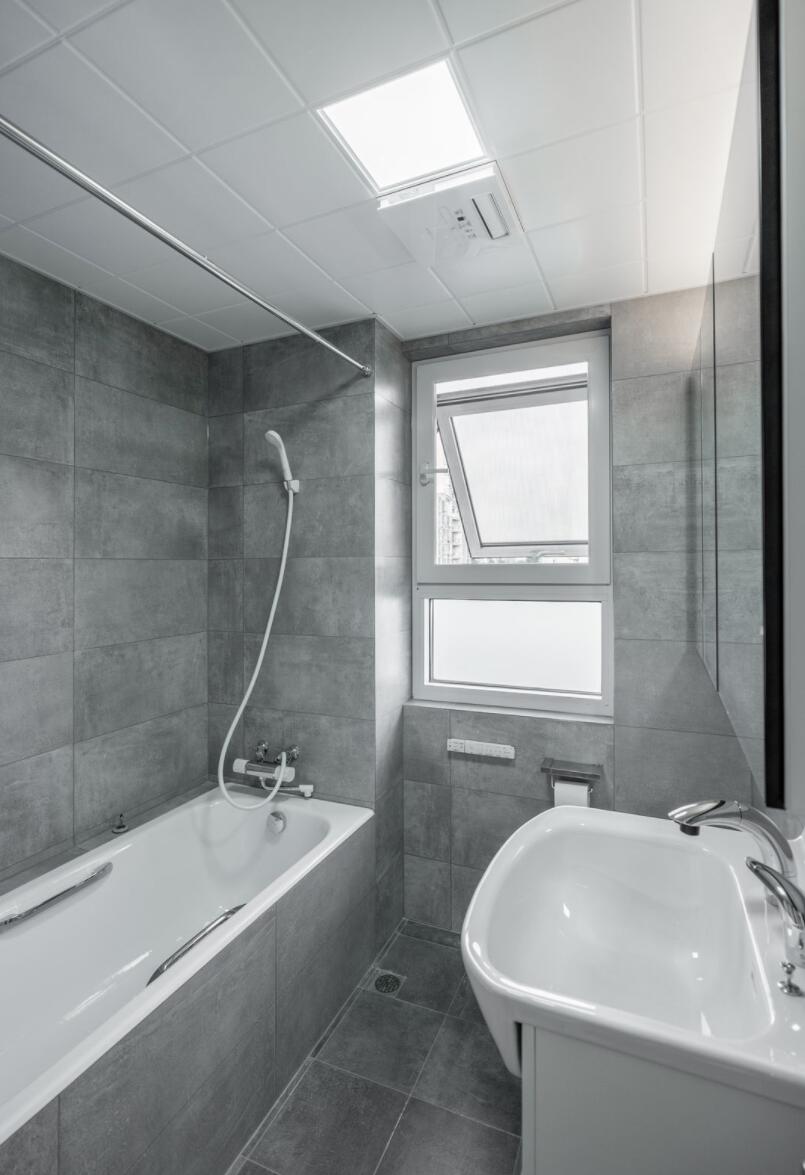 大客厅一定要大沙发?很多人都被误导了,小沙发或许会更实用