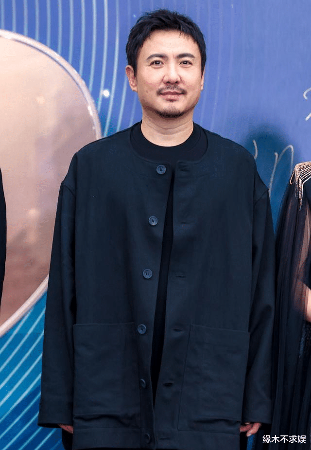 李易峰|微博之夜男星怼脸生图,李易峰朱一龙帅气,俞灏明细看让人心疼