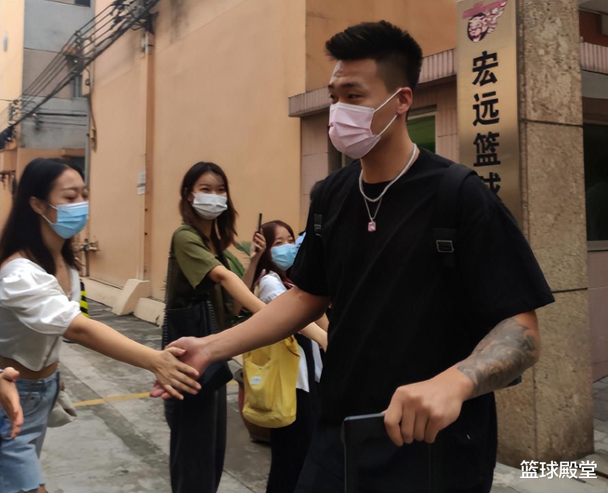 广东省|宏远全员回广！下午俱乐部集合，并原地解散，短暂休息后全力备战