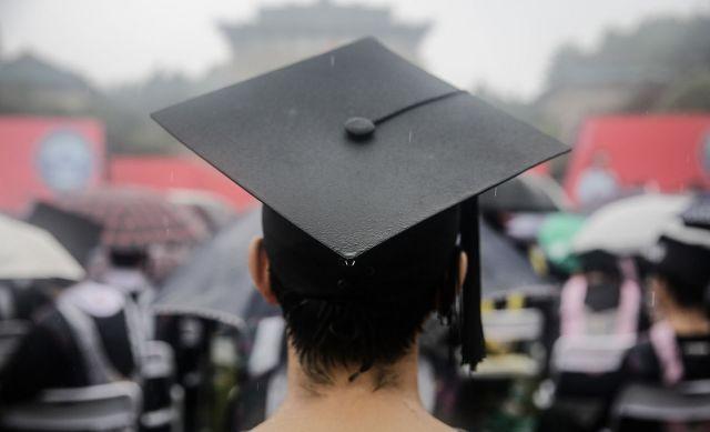 求职|“我是研究生学历”“对不起,你年龄太大,超过35岁我们不要”