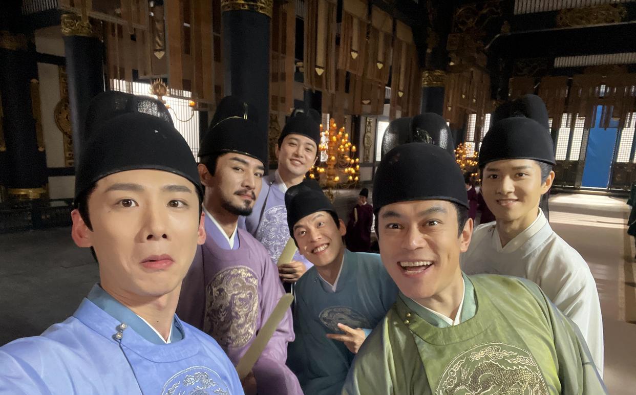 白敬亭|卿卿日常热度值破万破平台记录,白敬亭剧火人不火,今天要断更了