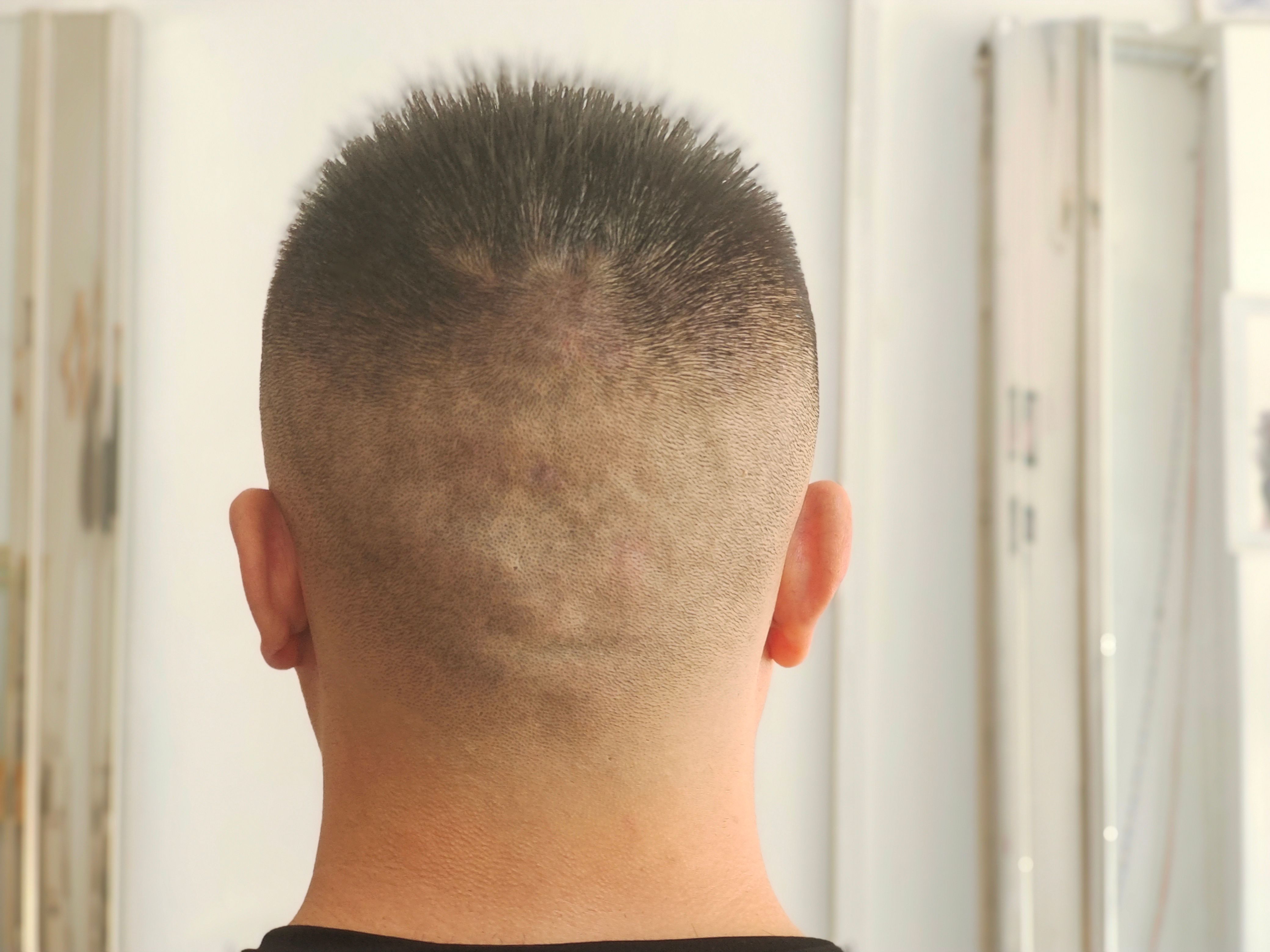 连衣裙 最帅的男士发型，百变时尚很精神，18到40岁左右的男士看过来