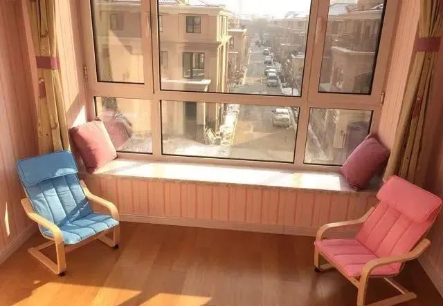 为了龙凤胎,买了180平的新房,装成简美风目前花了18万,很漂亮