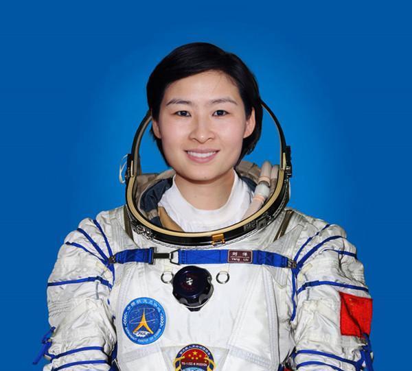 我国首位登上太空的女宇航员刘洋,重返地面后销声匿迹,现状如何
