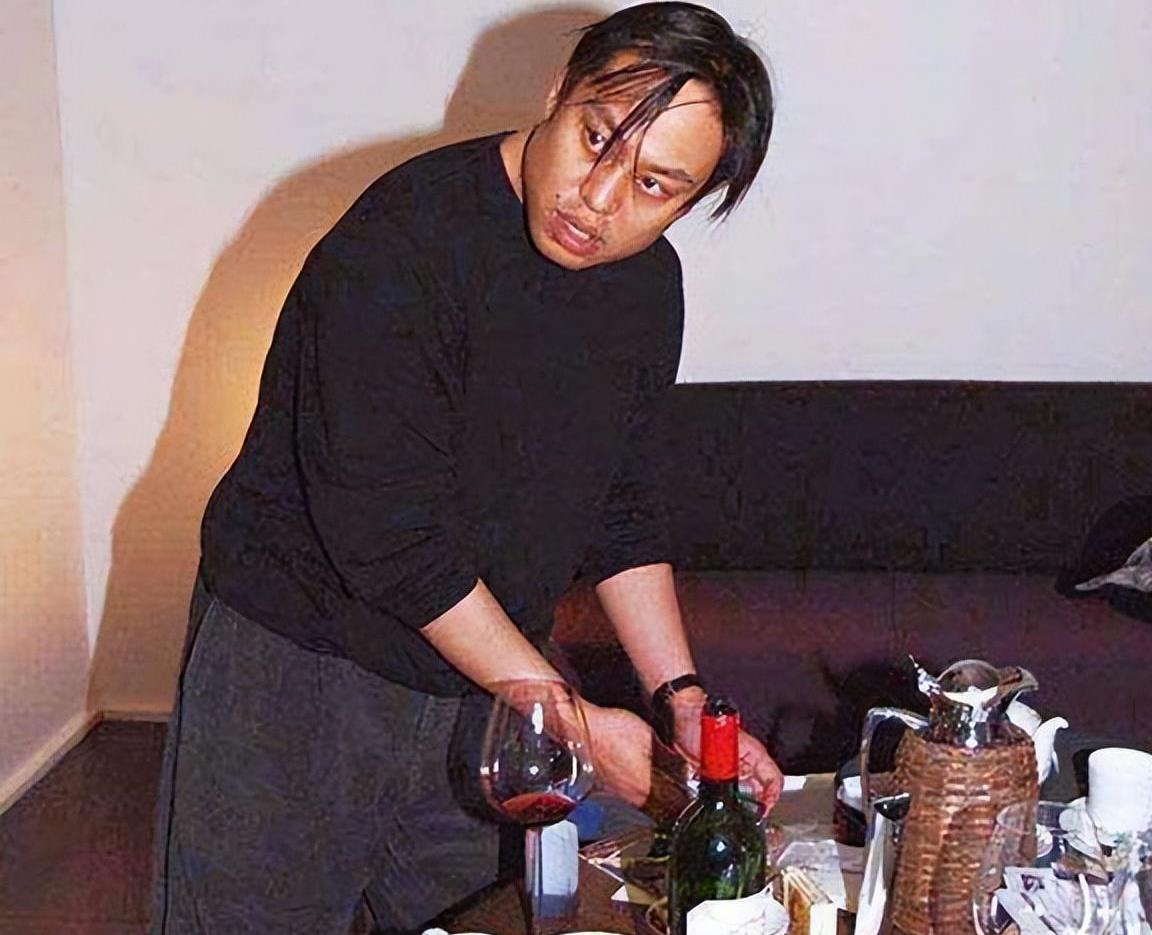 刘銮雄|豪门还能这么玩?真没想到撕碎李嘉欣“遮羞布”的人,会是刘銮雄