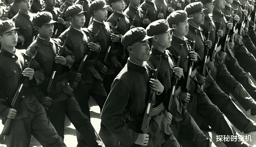 整容|2012年,六旬太婆为寻初恋情人“隆胸整容”,是真爱还是炒作?