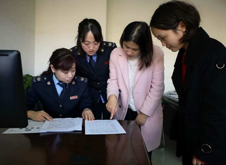 职业教育|2022乡镇公务员公开招聘，部分岗位“三不限”，专科生的机会来了
